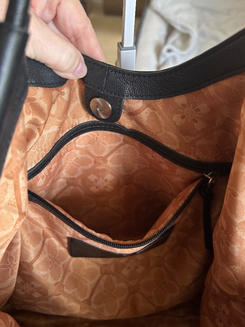 LUCKY BRAND Black Leather Tala Tote EUC - Picture 5 of 7